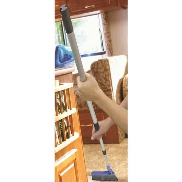 Camco Rv Broom & Dustpan - Image 2