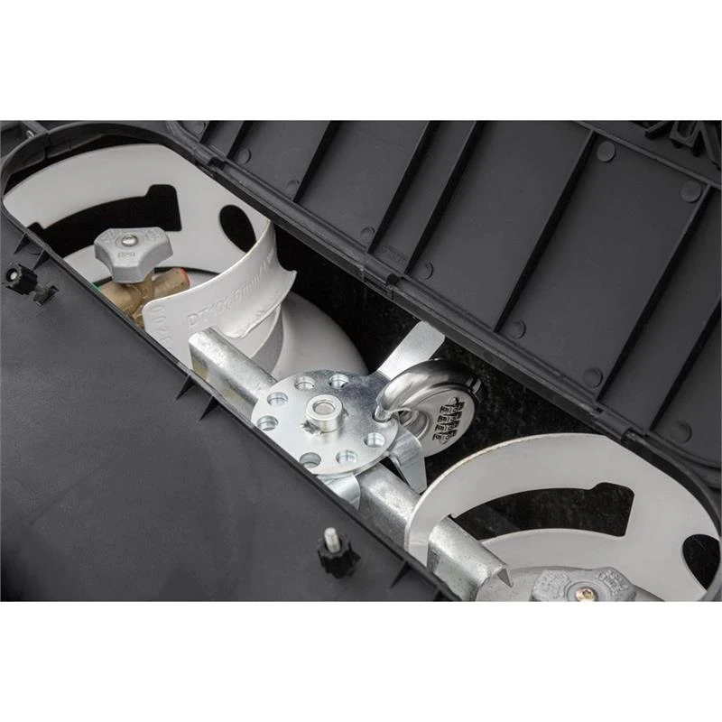 Camco 40590 Double Propane Tank Locking Device Fits 3/8" And 1/2" Threaded Posts - Image 3